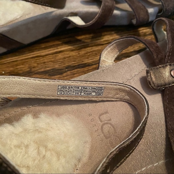 UGG Brown Sandals in Size 10 - Picture 5 of 8